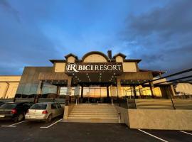 Bici Resort, serviced apartment in Samoljica