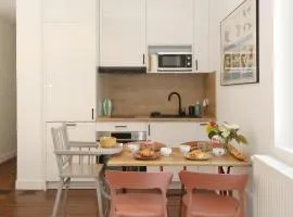 Chalet Aux Oiseaux - by La Boite en Plus