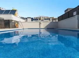 Málaga Centro, 2 habs, Piscina en azotea, 2 terrazas y parking privado