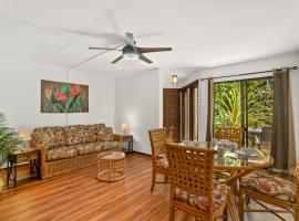 Kauai Waikomo Stream Villas 502 by Coldwell Banker Island Vacations, khách sạn ở Koloa