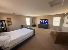 Goodyear 2 Story Room 4
