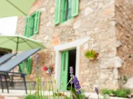 Casa Kamik-19th Century Stone House 50 m from Sea