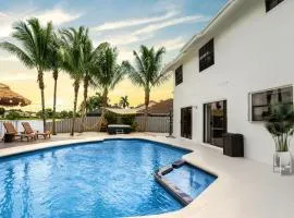 Waterfront Villa | Beach, Game Room, Cinema & Spa