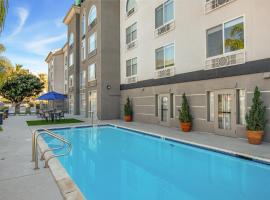 Holiday Inn Express San Diego - Sorrento Valley by IHG, hotel u gradu Sorrento
