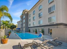 Holiday Inn Express San Diego - Sorrento Valley by IHG โรงแรมในSorrento