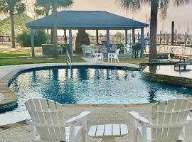 Pleasure Island Marina Condo, hotel v destinaci Port Arthur