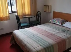 Hospedaje Miraflores 17