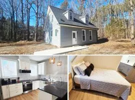 The Guesthouse at Pine Forest Hideaway - Near Jordan Lake & 12 Minutes to UNC