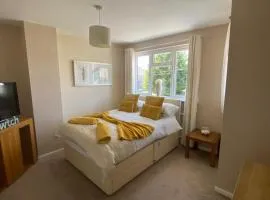Rooms at Carol's Place near Porthcawl, Margam, Bridgend, 3mins to M4, 3 Room Types Available