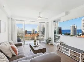 Surfers Paradise 2 bedroom Oasis