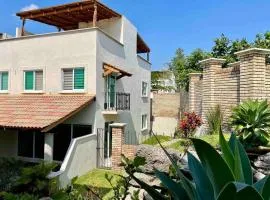 Casa Boho - Heated Pool, Private Grill