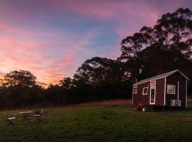 Little Magic Tiny House by Tiny Away, tiny house in Coolangatta