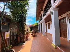 Mekong Chidlatda Villa
