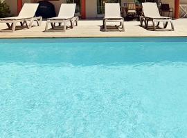 CALA CORSICA - Villas 5 Etoiles T5 Piscine privée - Villa T4 Piscine privée chauffée - Villa T3 Piscine partagée - Internet Fibre - Entièrement Climatisée à Lecci de Porto-Vecchio Cala Rossa, hotel i Lecci