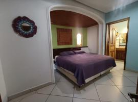 Suites Revolución Sayulita, отель в городе Саюлита