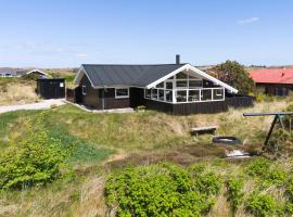 Holiday Home Bjerregårdsvej Hvide Sande, hotel in Bjerregård