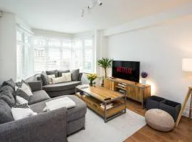 Contemporary 5 Bedroom with Garden North Finchley