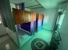 Layover Guesthouse at 28 Fokker- Near Airport