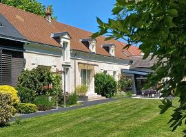 Sur La Route Des Châteaux, hotel v destinaci Thenay