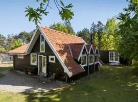3 Bedroom Beautiful Home In Glesborg