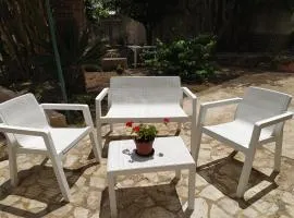 La Rugiada - con giardino privato