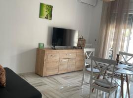 OpenSea2, hotel in Néa Péramos