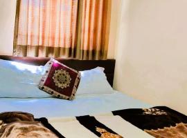 Hotel Desert Inn, hotel poblíž Letecká základna Bhuj / Bhuj Rudra Mata - BHJ, Bhuj