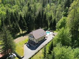 Vila Tin & Koča Tin - Nature, Water and Peace, viešbutis mieste Prestranek
