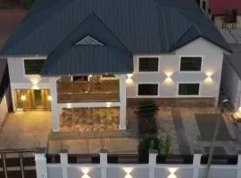 Poundz Cottage
