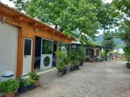 Guest House Natura Komani Lake