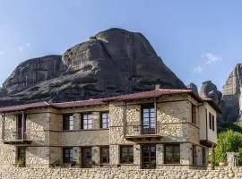 Monés