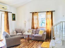 Rose House, hotel a Kravlja