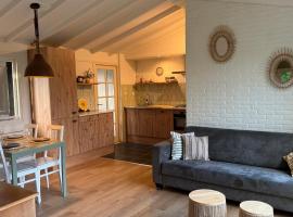 Vakantiehuisje Sinneblom, hotel a Grou