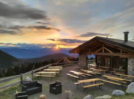 Malga Pontara, farfuglaheimili &iacute; Bedollo