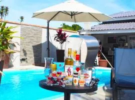 Pousada Captain Morgan Pontal do Sul com Piscina