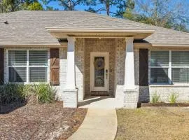Emerald Coast Breeze Retreat Single-Level 4-Bedroom Beach Getaway (Sleeps 12)