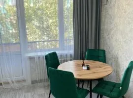 Двухкомнатная квартира в центре города Сейфуллина 33