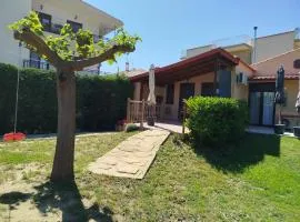 GIORGOS VILLA
