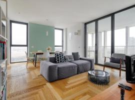 Skyline 12 - Terrazza & Design, Hotel in Pero