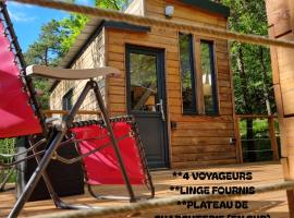 Tiny house en pleine nature, luxury tent in Arsac-en-Velay