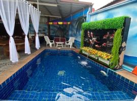 Pool Smile Villa โรงแรมในบางแสน