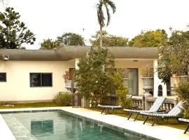 La Villa JFL