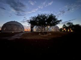 Glamping, hotel en Membrillo