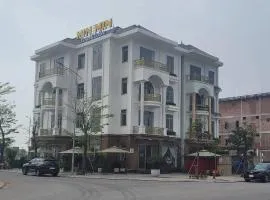 Min Min Hotel