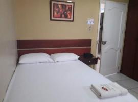 Hostal Saloah, hotel v destinaci Machala