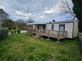 mobil home, hotel em Pont-Aven