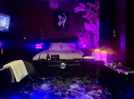 Suite romantique avec Balneo et jeux coquins, hotel v destinaci Roanne