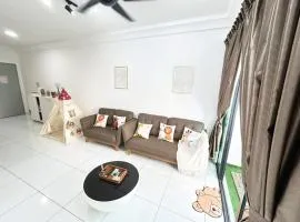 Up to 9 Person, Next to Paradigm Mall's new Theme park, Escape JB