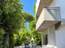 Villa near the Sea and City center
