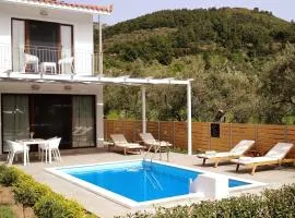 Penelope - Private Pool Villa near stafilos beach